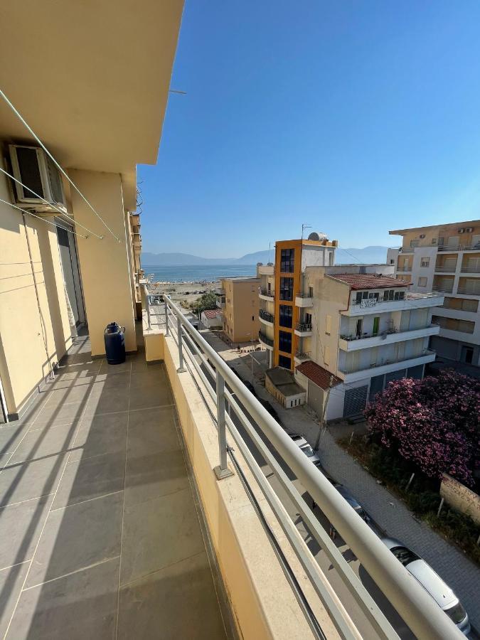 E.I.R Apartments Vlorë Esterno foto