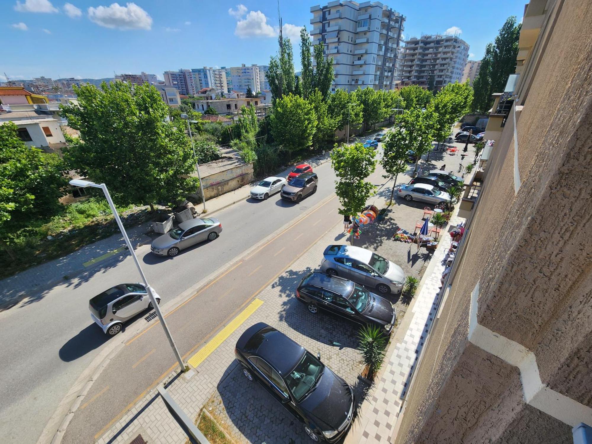E.I.R Apartments Vlorë Esterno foto